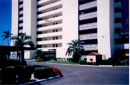 High Rise Condominium Tower painted by Gulfside Painting Contracting