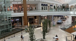 Retail Stores & Shopping Centers